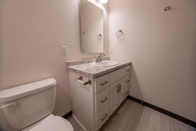 595 STILL WATERS LANE, Plover, WI 54467