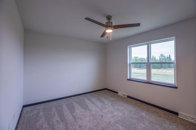 595 STILL WATERS LANE, Plover, WI 54467