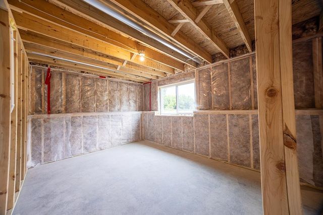 595 STILL WATERS LANE, Plover, WI 54467