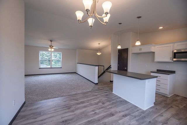 595 STILL WATERS LANE, Plover, WI 54467