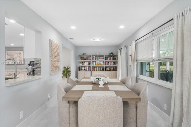 14307 Amapola Dr, Delray Beach, FL 33484