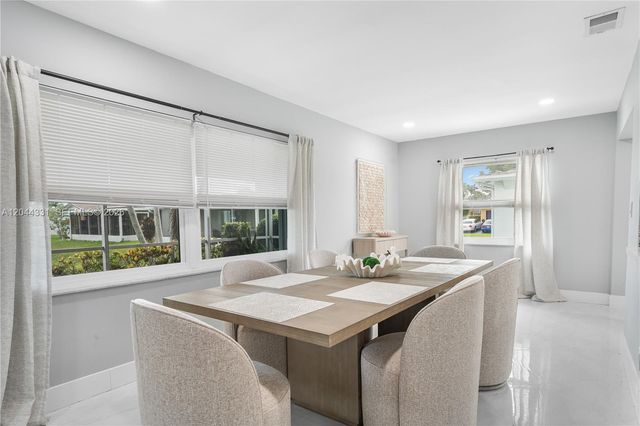 14307 Amapola Dr, Delray Beach, FL 33484