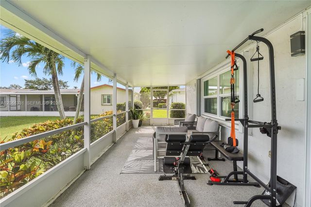 14307 Amapola Dr, Delray Beach, FL 33484