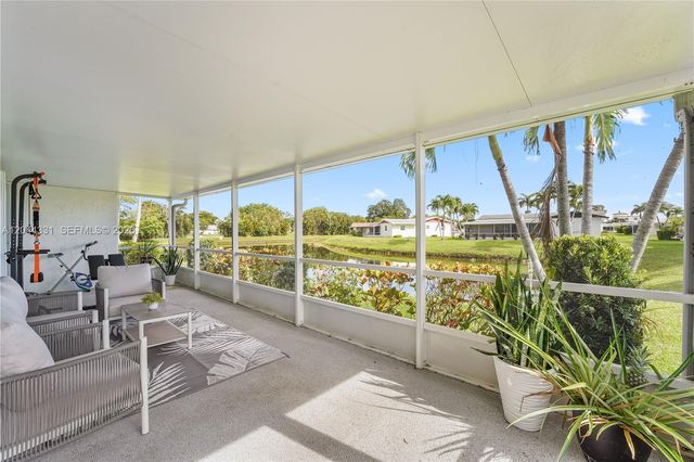 14307 Amapola Dr, Delray Beach, FL 33484