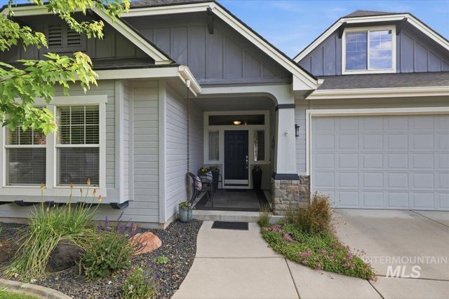 1050 E Legacy View Dr, Meridian, ID 83646