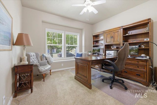 1050 E Legacy View Dr, Meridian, ID 83646