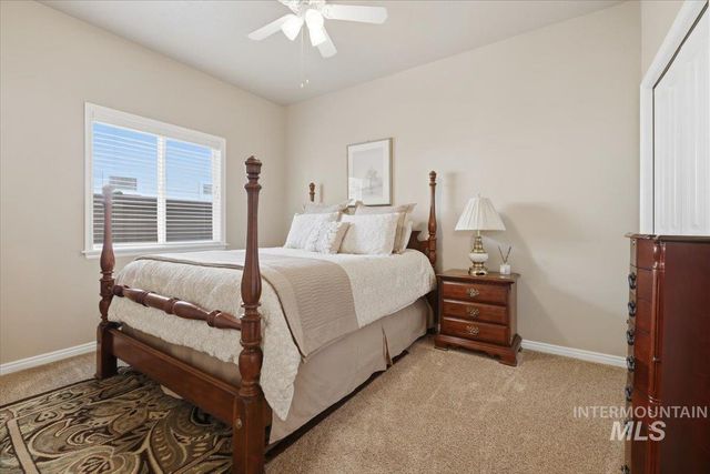 1050 E Legacy View Dr, Meridian, ID 83646
