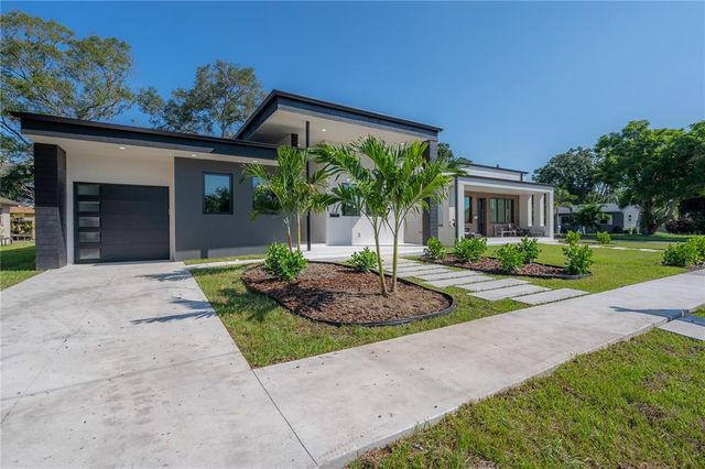 4511 24TH AVENUE S, St Petersburg, FL 33711