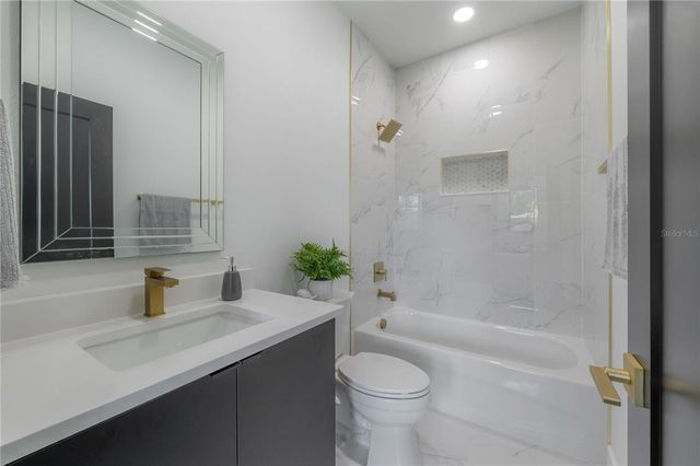 4511 24TH AVENUE S, St Petersburg, FL 33711