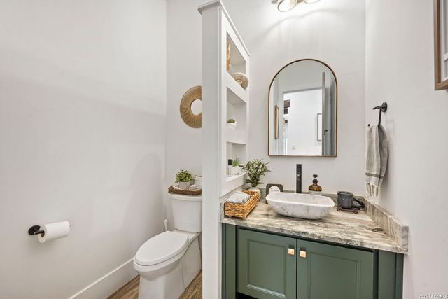 979 Belle Oaks, Bulverde, TX 78163