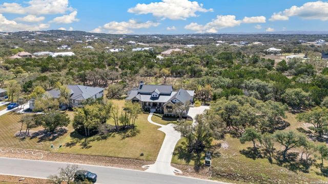 979 Belle Oaks, Bulverde, TX 78163