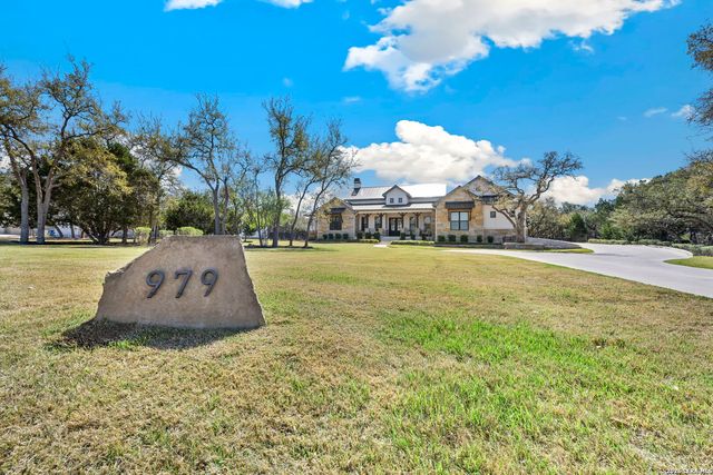 979 Belle Oaks, Bulverde, TX 78163