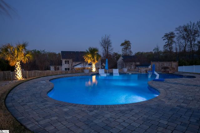 5 Dillmont Place, Simpsonville, SC 29681