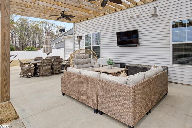 5 Dillmont Place, Simpsonville, SC 29681