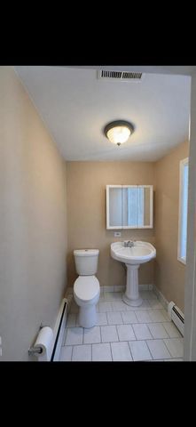 300 Lincoln Avenue 2, Fox River Grove, IL 60021