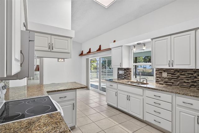 1052 SHEEHAN BOULEVARD, Port Charlotte, FL 33952