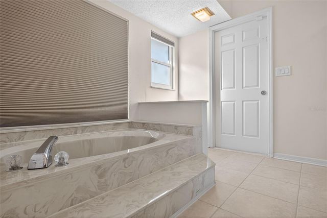 1052 SHEEHAN BOULEVARD, Port Charlotte, FL 33952