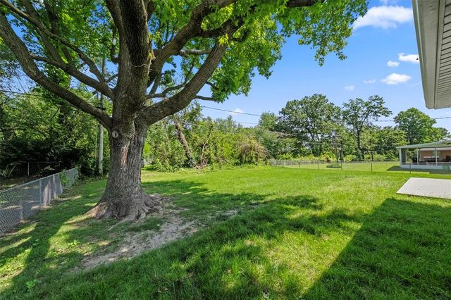 1865 Shardell Drive, Unincorporated, MO 63138