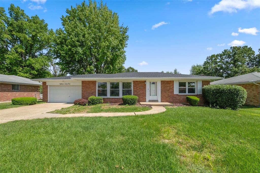 1865 Shardell Drive, Unincorporated, MO 63138