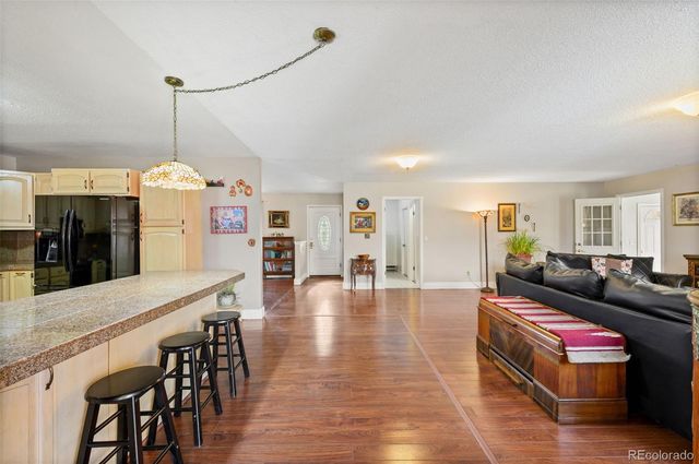 6263 Laodicea Road, Longmont, CO 80503