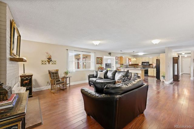 6263 Laodicea Road, Longmont, CO 80503