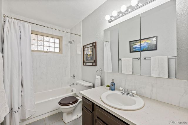 6263 Laodicea Road, Longmont, CO 80503