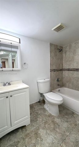 6207 SW 131st Ct 101, Miami, FL 33183