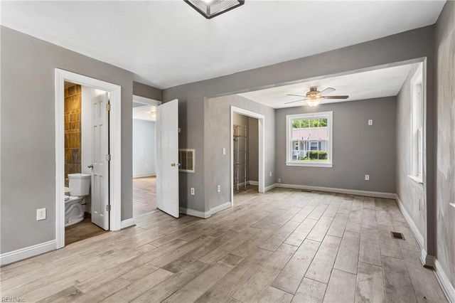 18 N Colin DR, Portsmouth, VA 23701