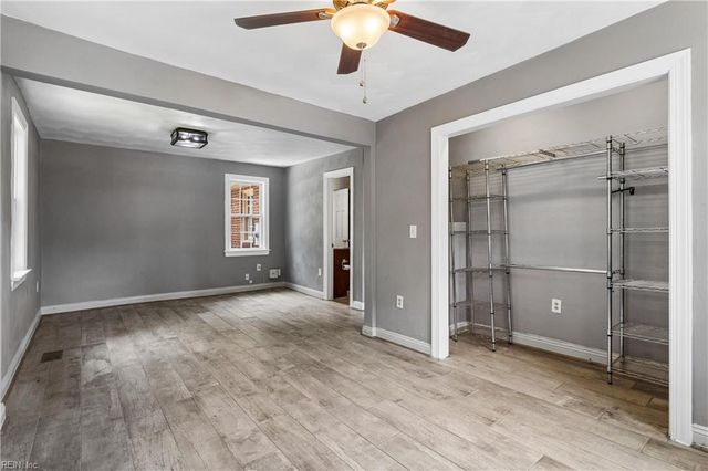 18 N Colin DR, Portsmouth, VA 23701