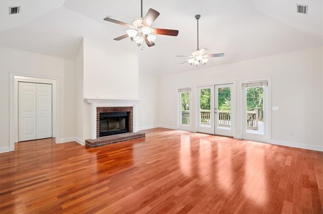 340 Oak Grove Island Drive, Brunswick, GA 31523