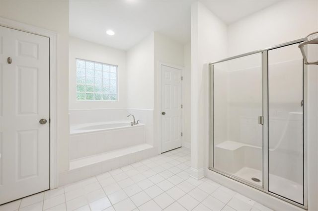 340 Oak Grove Island Drive, Brunswick, GA 31523