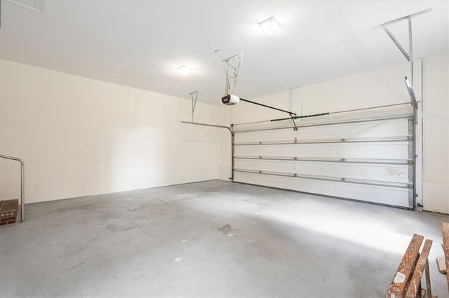 340 Oak Grove Island Drive, Brunswick, GA 31523