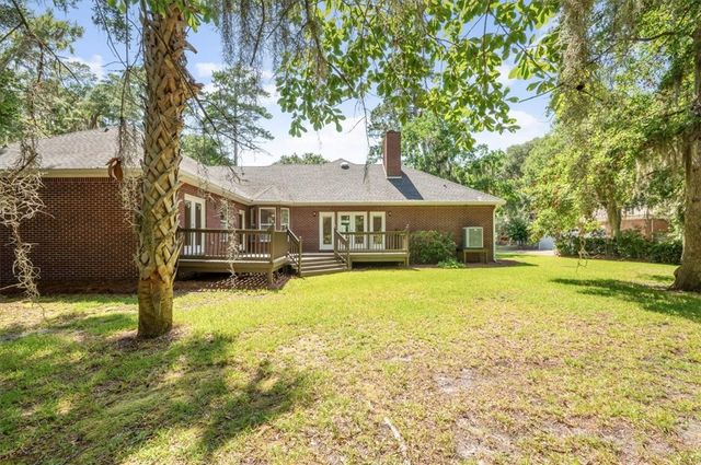 340 Oak Grove Island Drive, Brunswick, GA 31523