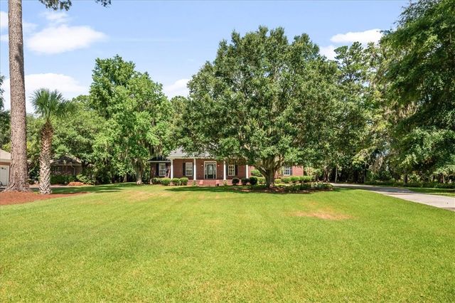 340 Oak Grove Island Drive, Brunswick, GA 31523