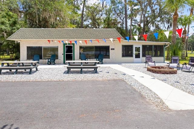 340 Oak Grove Island Drive, Brunswick, GA 31523