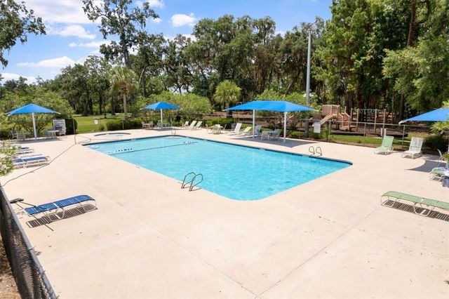 340 Oak Grove Island Drive, Brunswick, GA 31523