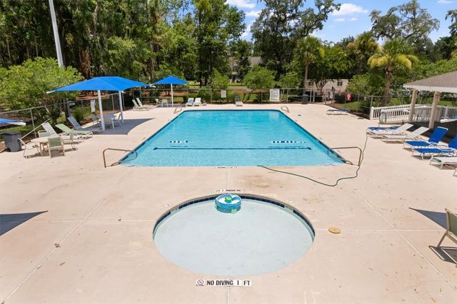 340 Oak Grove Island Drive, Brunswick, GA 31523