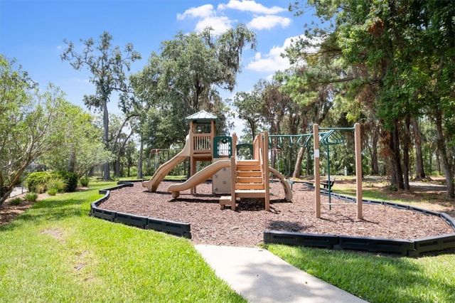 340 Oak Grove Island Drive, Brunswick, GA 31523