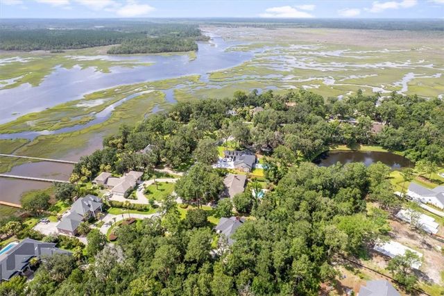 340 Oak Grove Island Drive, Brunswick, GA 31523