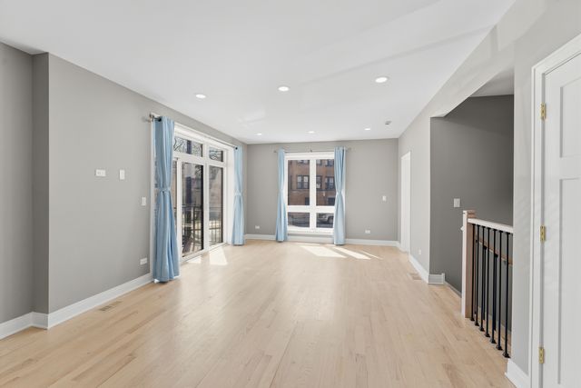 7428 N Rogers Avenue 1S, Chicago, IL 60626