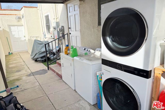 1245 N Orchard Drive, Burbank, CA 91506