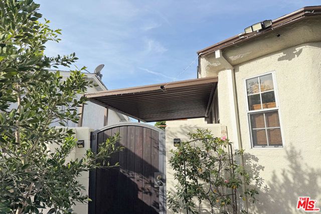 1245 N Orchard Drive, Burbank, CA 91506