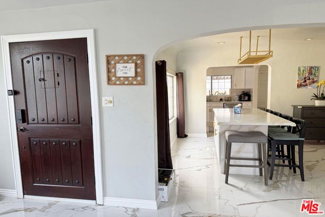 1245 N Orchard Drive, Burbank, CA 91506