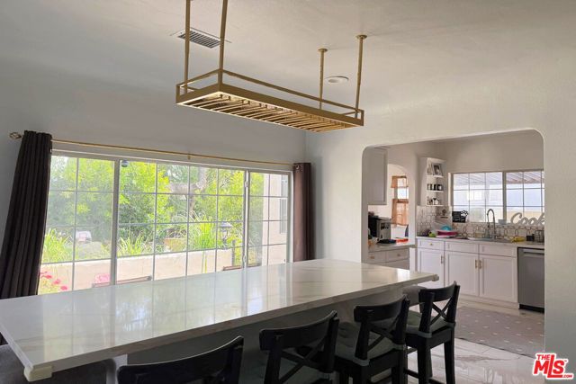 1245 N Orchard Drive, Burbank, CA 91506