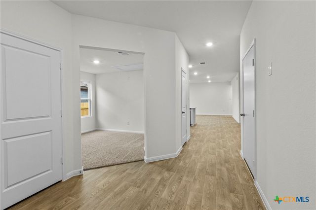 244 Flora Vista Street, San Marcos, TX 78666