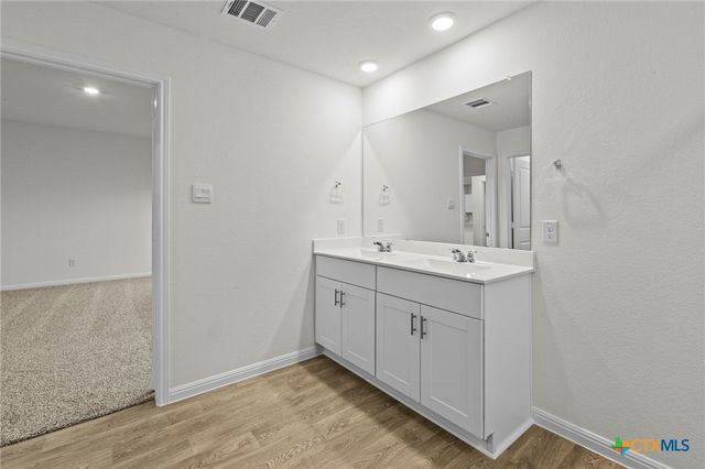 244 Flora Vista Street, San Marcos, TX 78666
