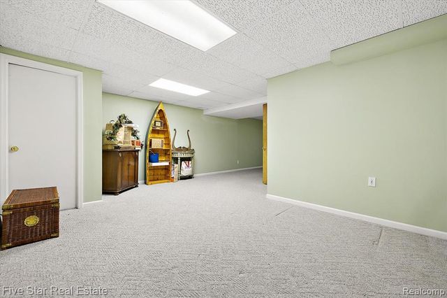 6586 Pontiac Lake Road 1, Waterford, MI 48327