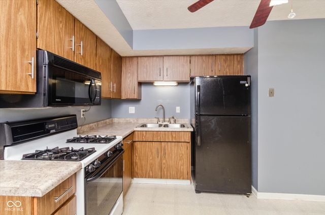 1001 Danielle Road, Lebanon, IN 46052