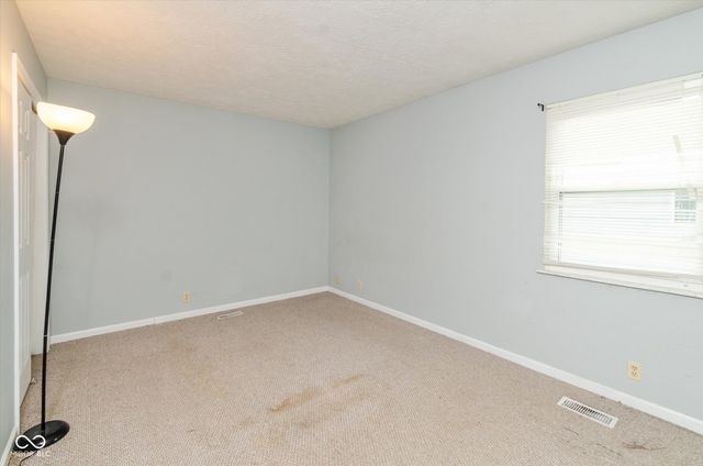 1001 Danielle Road, Lebanon, IN 46052