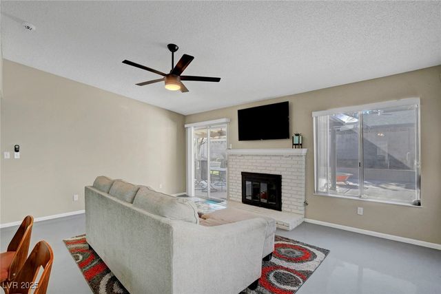 3215 Mountain Spring Road, Las Vegas, NV 89146